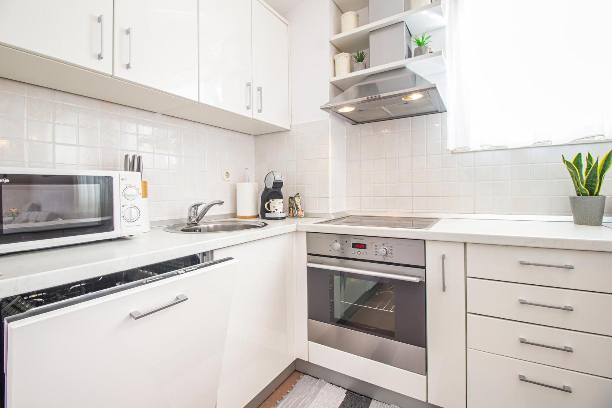 Apartment Anita With Amazing Sea View Makarska Buitenkant foto