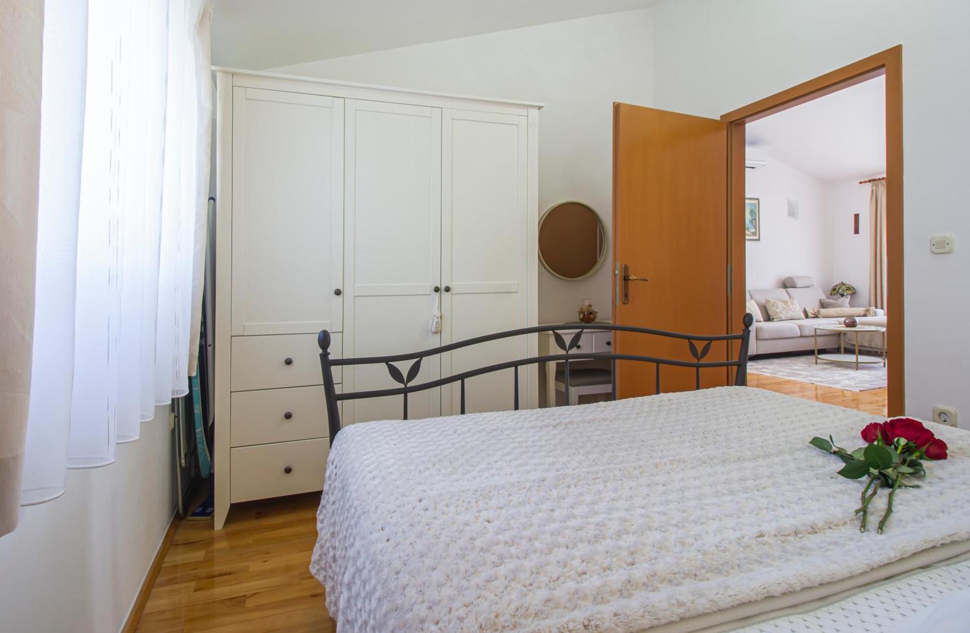 Apartment Anita With Amazing Sea View Makarska Buitenkant foto